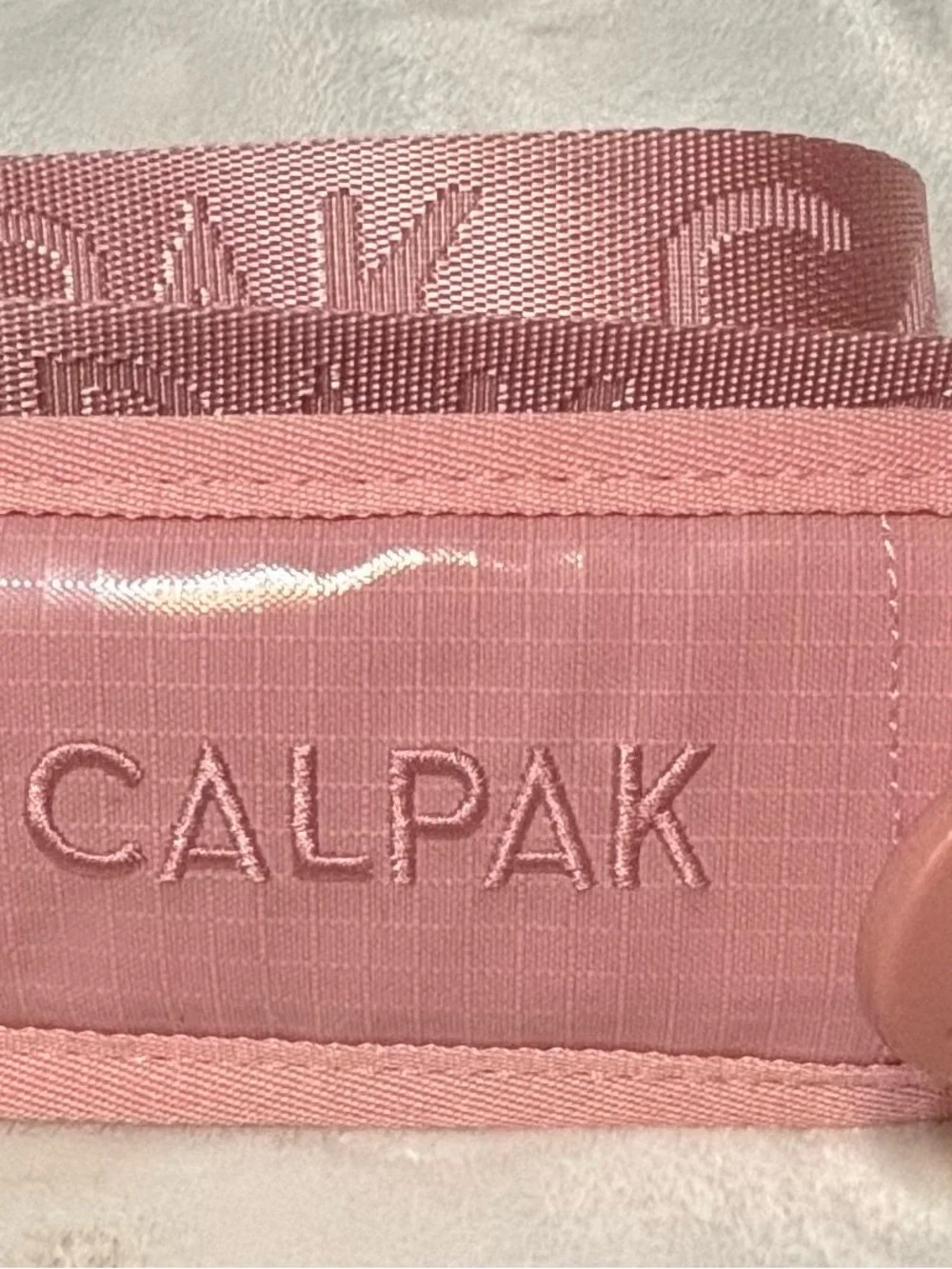 CALPAK Blossom Pink Women’s Travel Strap - Picture 1 of 3
